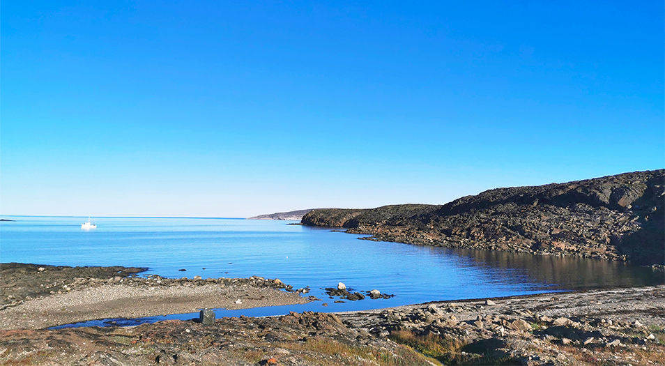 Paysage de Quaqtaq au Nunavik près du dispensaire du CSTU