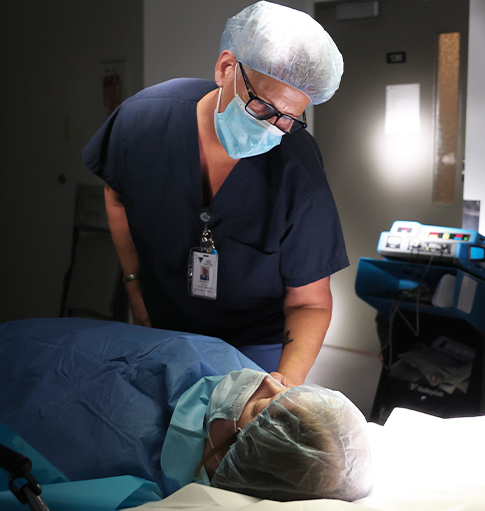 Radiologiste au services hospitaliers du Centre de santé Tulattavik de l'Ungava